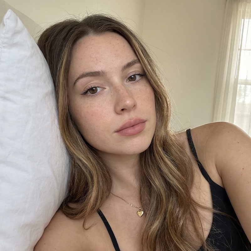 Foto profissional de tenis com iluminacao cinematografica